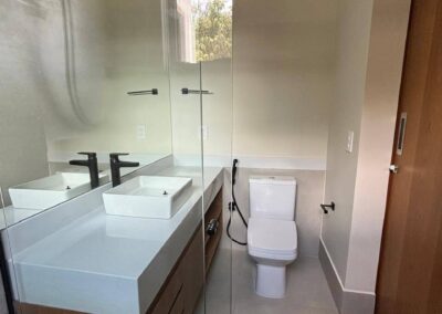 Banheiro do projeto de Casa em Brasília realizado pela RYO Engenharia