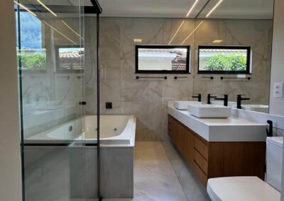 Banheiro do projeto de Casa em Brasília realizado pela RYO Engenharia