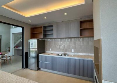 Cozinha do projeto de Casa em Brasília realizado pela RYO Engenharia