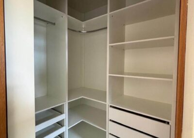 Closet do projeto de Casa em Brasília realizado pela RYO Engenharia